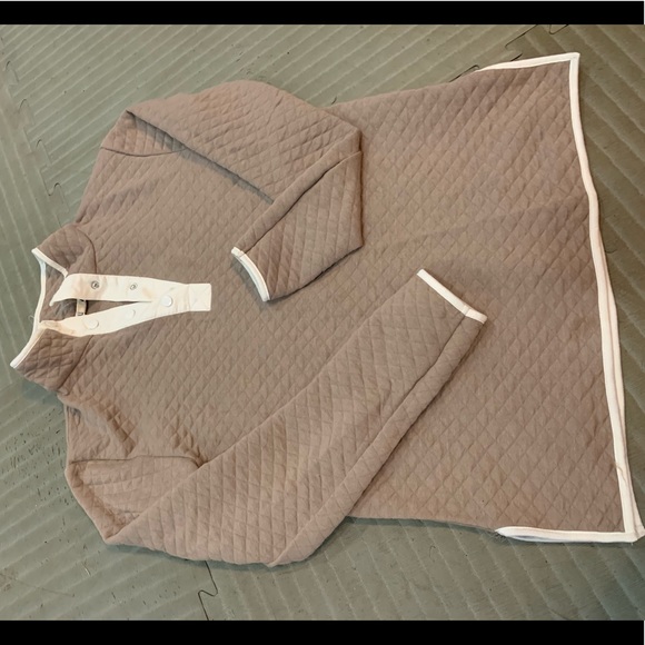 Pullover sweater NEVER WORN - Picture 2 of 2